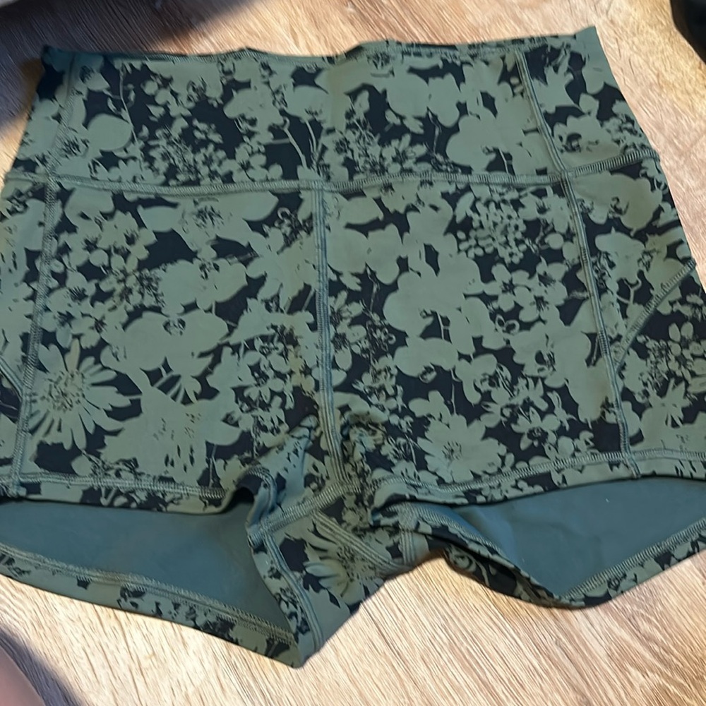 Lulu Shorts